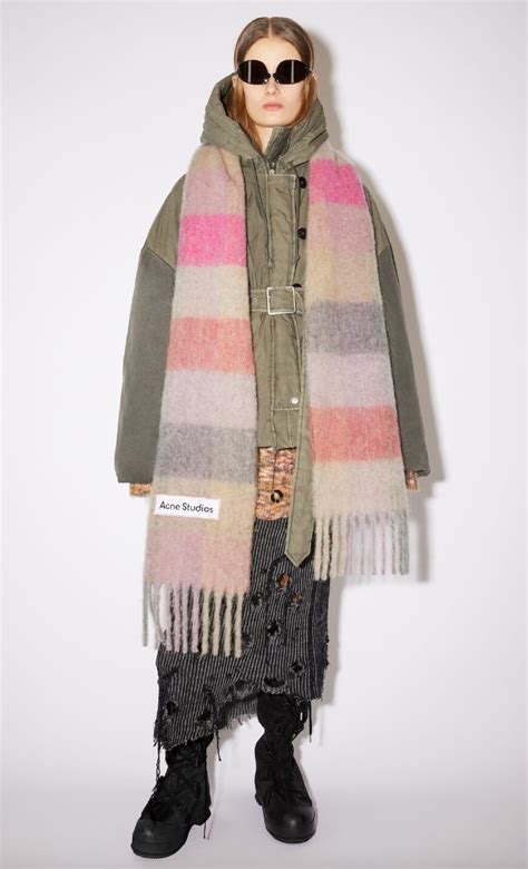 discount acne studios